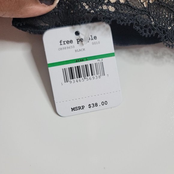 Free People Camila Lace Bandeau in Black - Picture 8 of 9